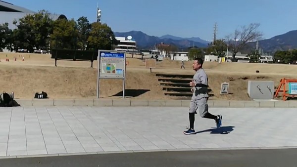 ランニング未経験で健康のために走り始めた40代男性サムネイル